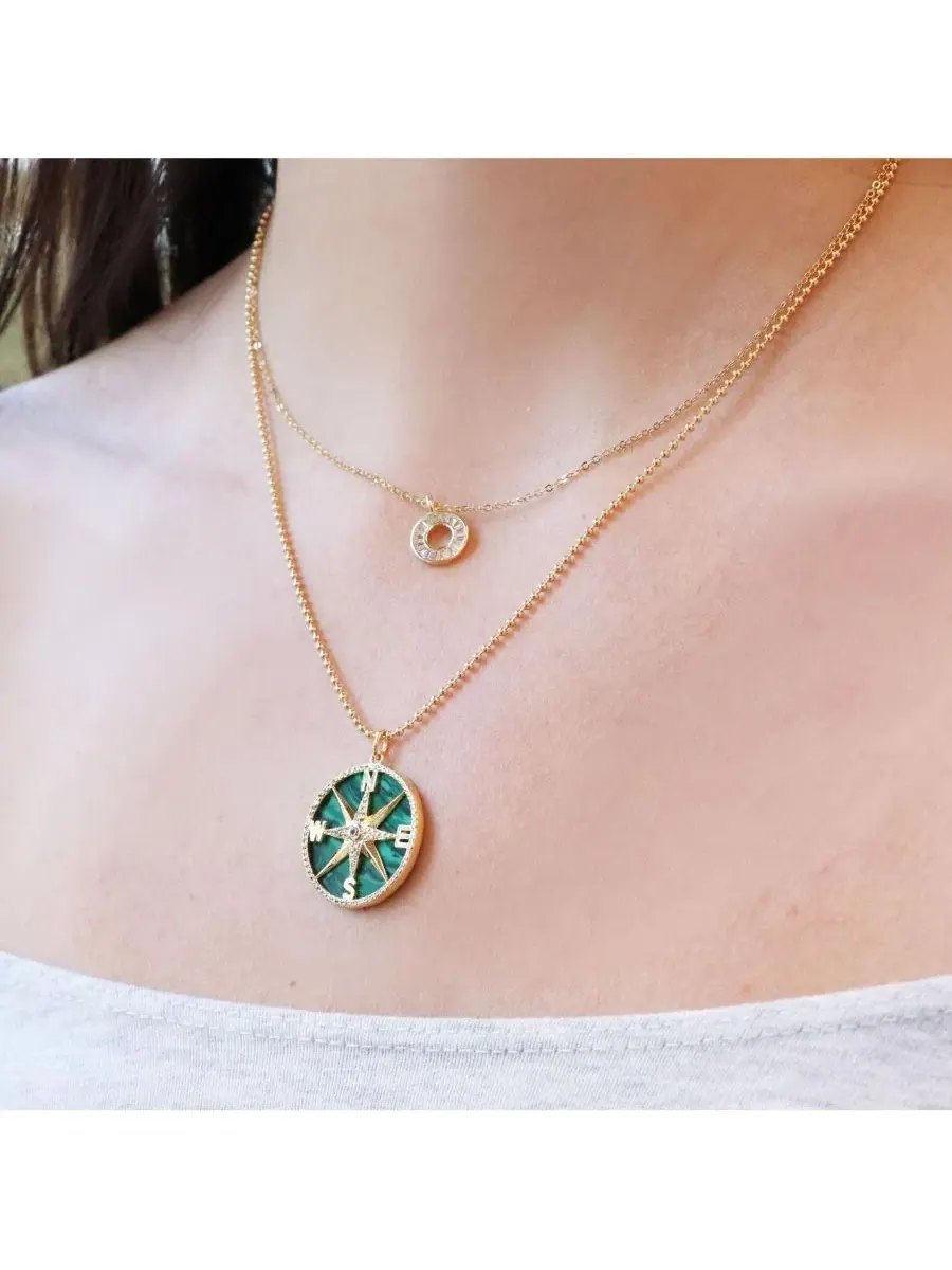 Компас-подвеска с малахитом Malachite CZ Compass The Lovery — изображение 3 из 3