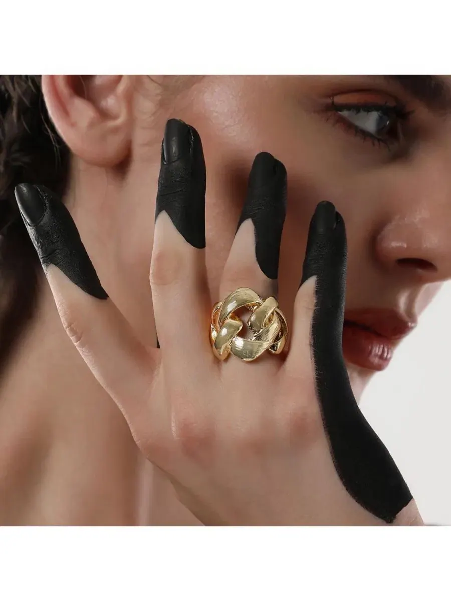 Кольцо-пусеты с кристаллами The Link Statement Ring SOHI — изображение 3 из 7, оттенок золото