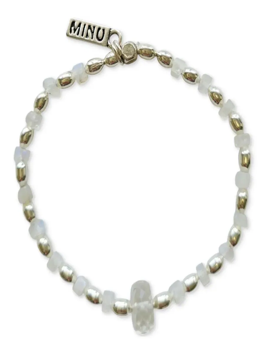 Браслет-эластичный с гранеными камнями Silver-Tone Stretch MINU Jewels — белый