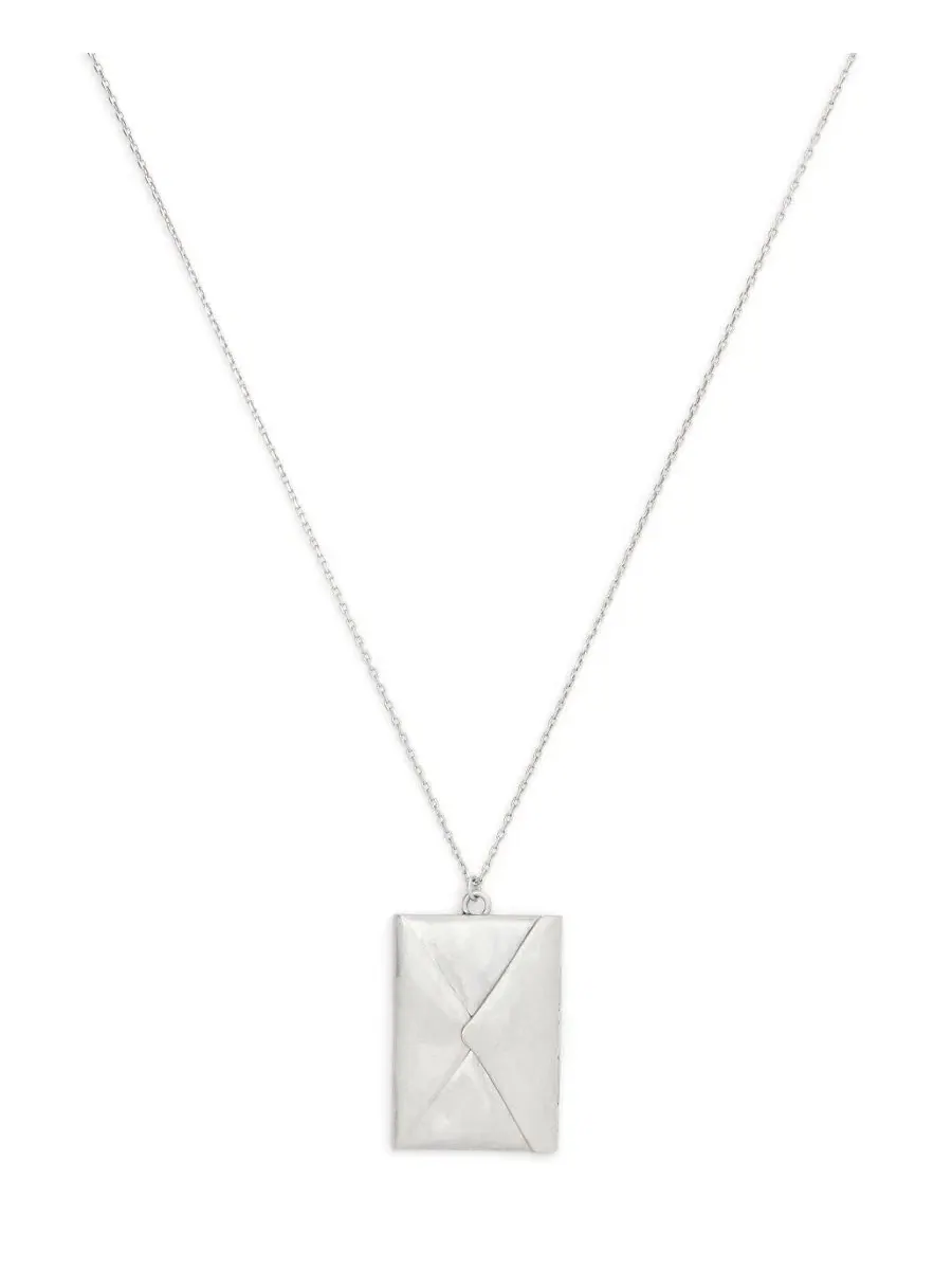 Колье с подвеской-конвертом Antique Silver Runway Envelope Pendant COACH — изображение 2 из 7, оттенок серебристый