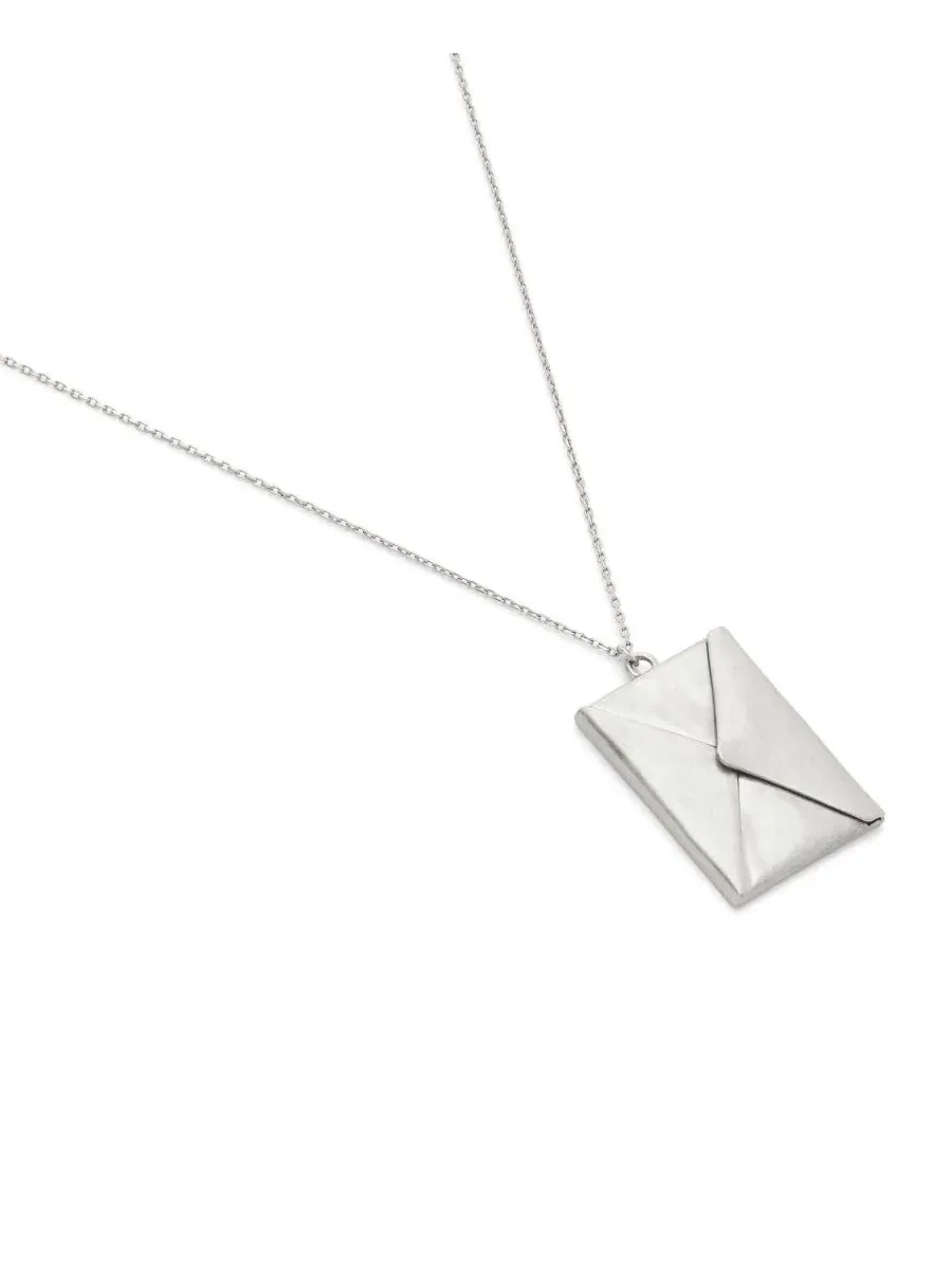 Колье с подвеской-конвертом Antique Silver Runway Envelope Pendant COACH — изображение 3 из 7, оттенок серебристый