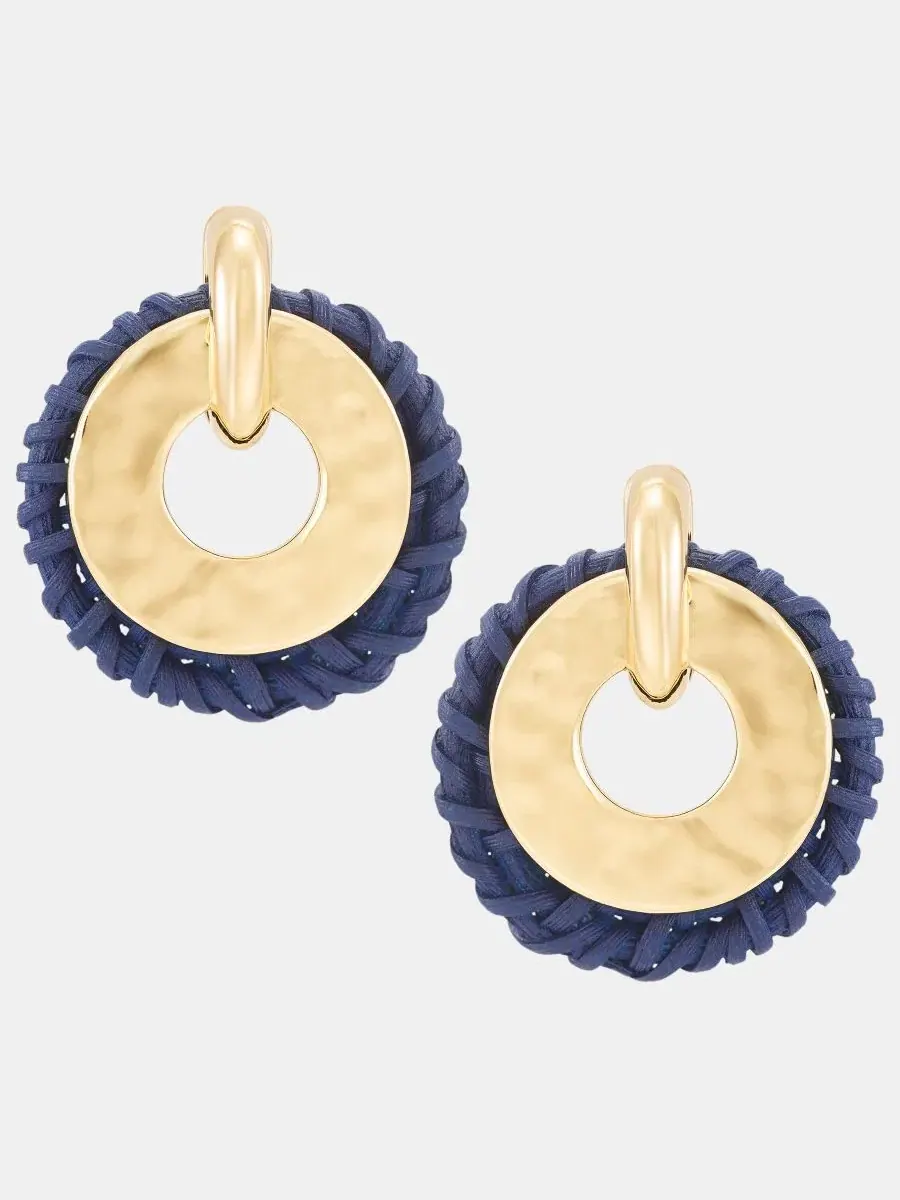 Серьги-гвоздики с плетеным ротангом Style & Co — изображение 1 из 3, оттенок синий