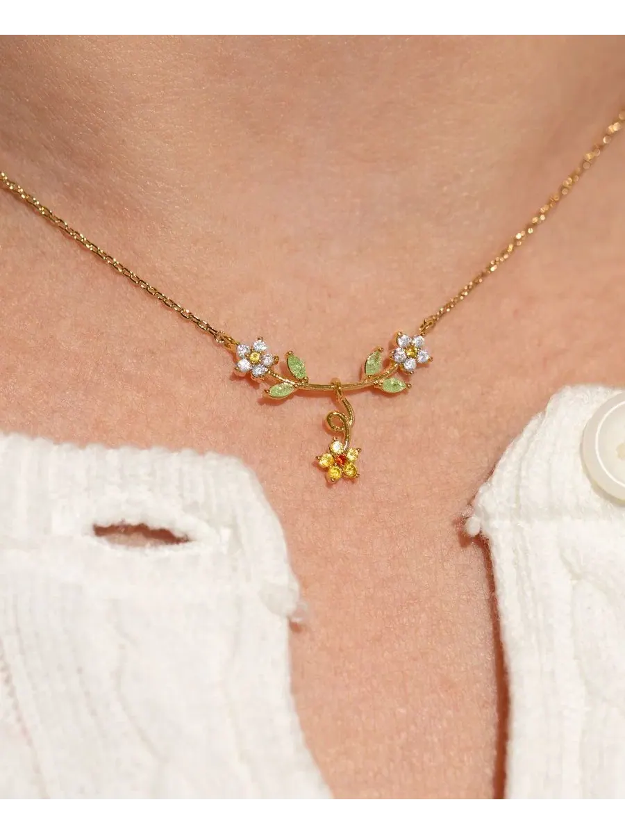 Кулон с ромашками Golden Daisy Necklace Girls Crew — изображение 3 из 3, оттенок золото