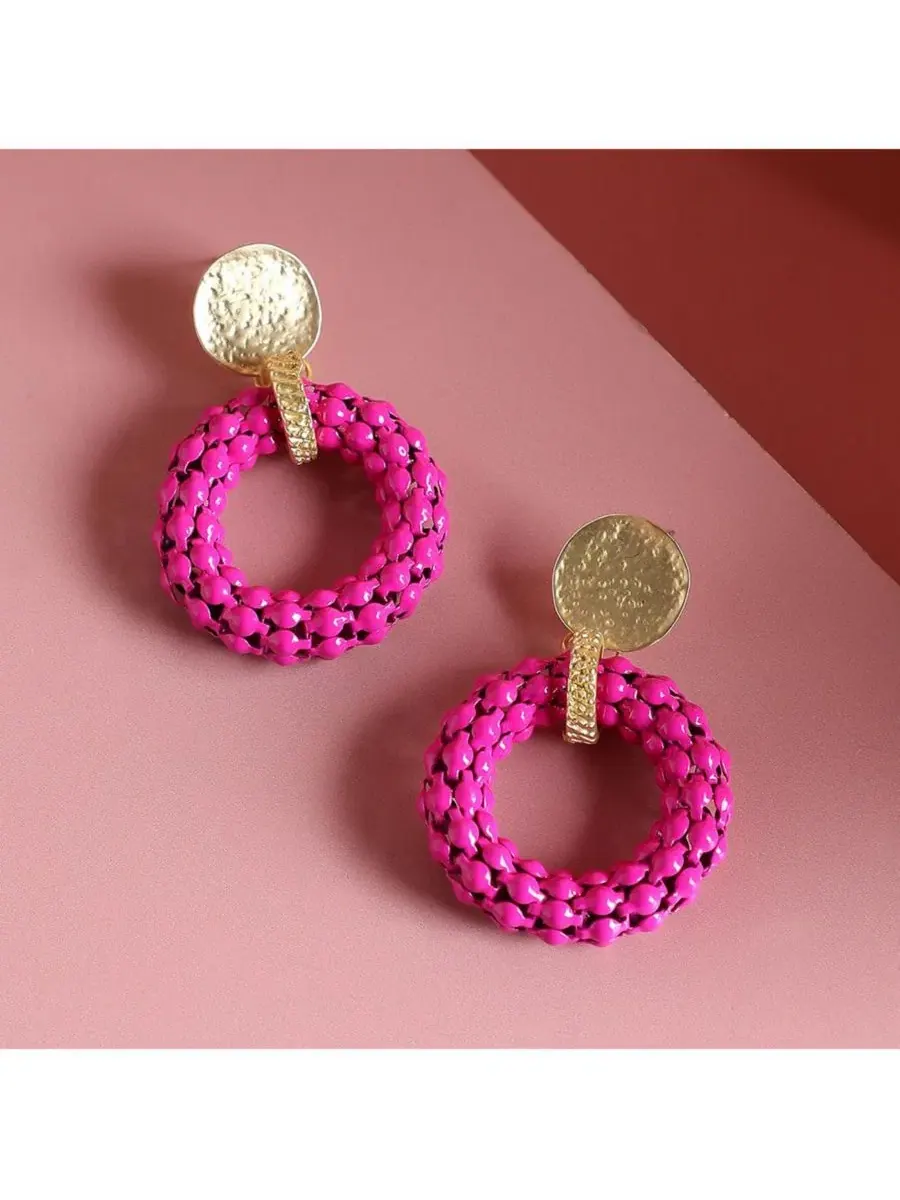 Серьги-подвески Casual Drop SOHI — изображение 2 из 5, оттенок розовый