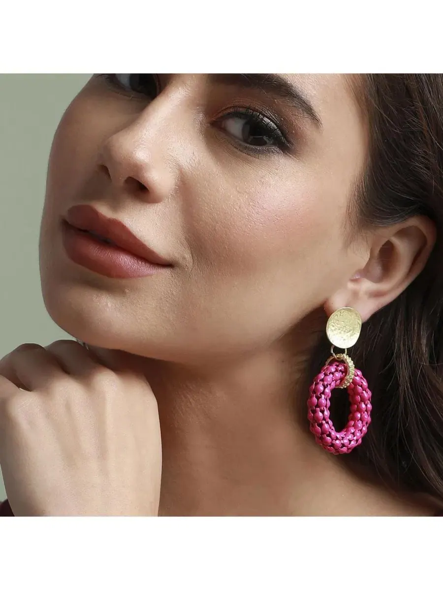 Серьги-подвески Casual Drop SOHI — изображение 3 из 5, оттенок розовый