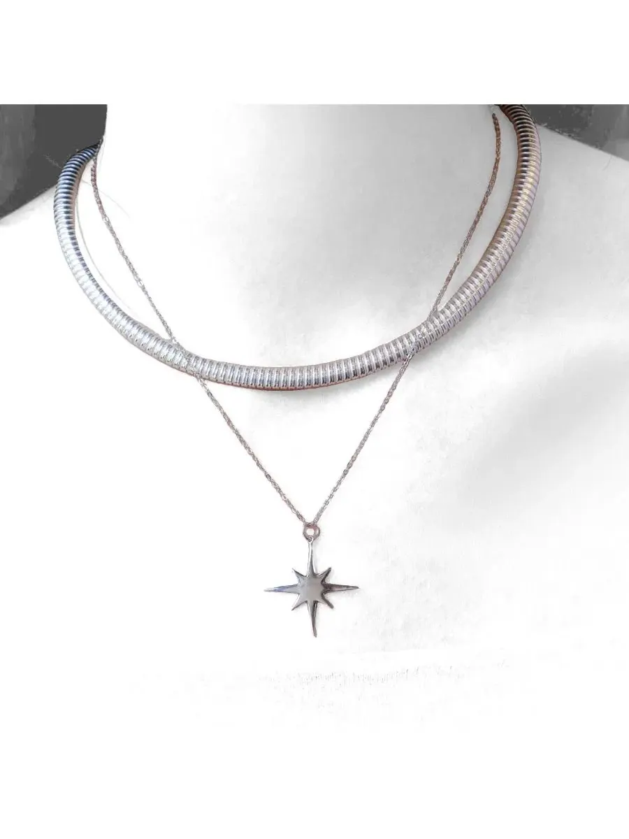 Кулон-звезда Starburst Necklace The Lovery — изображение 2 из 3, оттенок серебристый