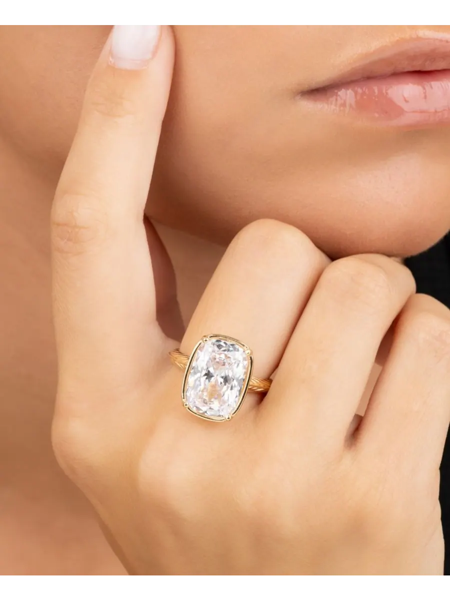 Удлиненное коктейльное кольцо с прозрачным кубическим цирконием Sterling Forever — изображение 3 из 3, оттенок золото