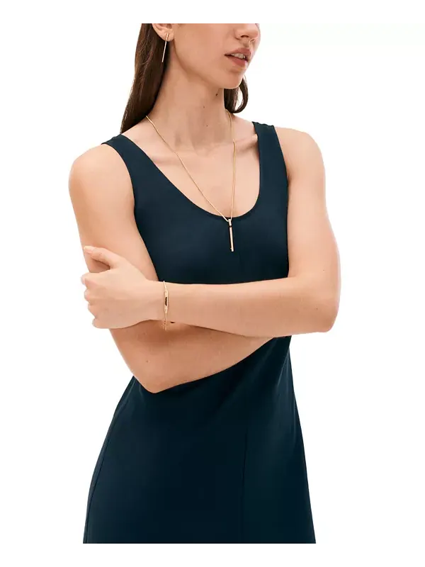 Линейное ожерелье с логотипом, 26 дюймов + удлинитель 2 дюйма Tommy Hilfiger — изображение 4 из 4, оттенок золото