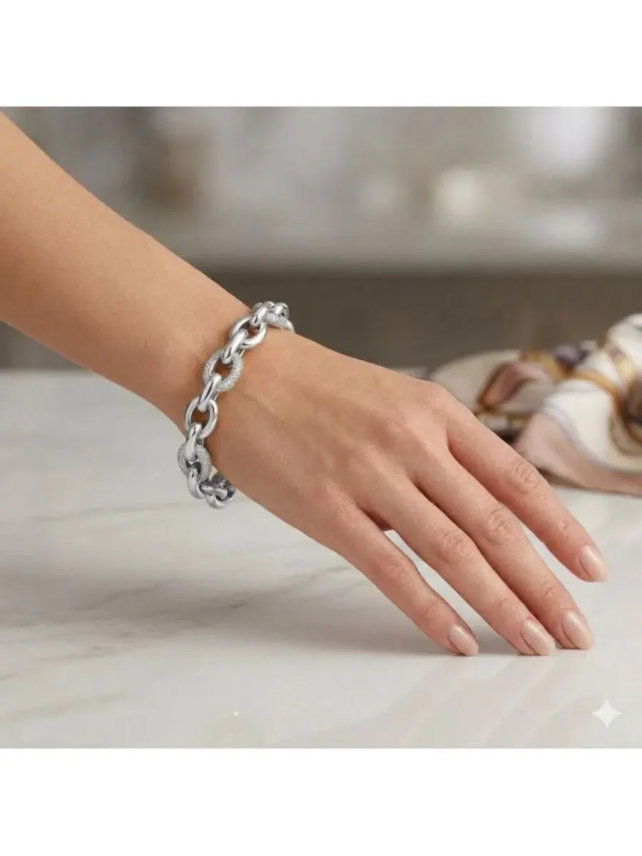 Браслет с подвесками Pave CZ and Polished Oval Link Simona — изображение 2 из 3, оттенок серебряный