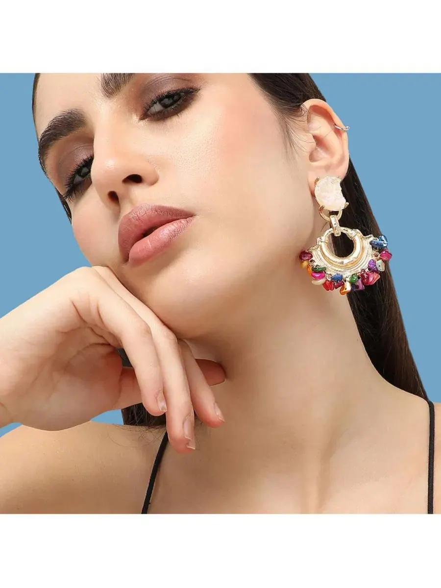 Серьги-подвески с кластером камней SOHI — изображение 3 из 3, оттенок мульти