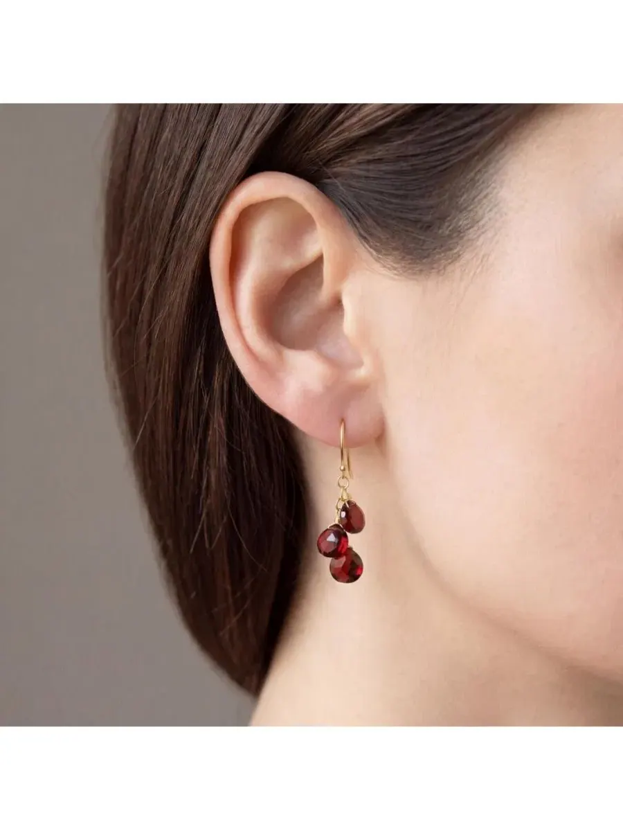 Серьги-подвески с гранатом Garnet Bead Dangle Earrings The Lovery — изображение 3 из 4