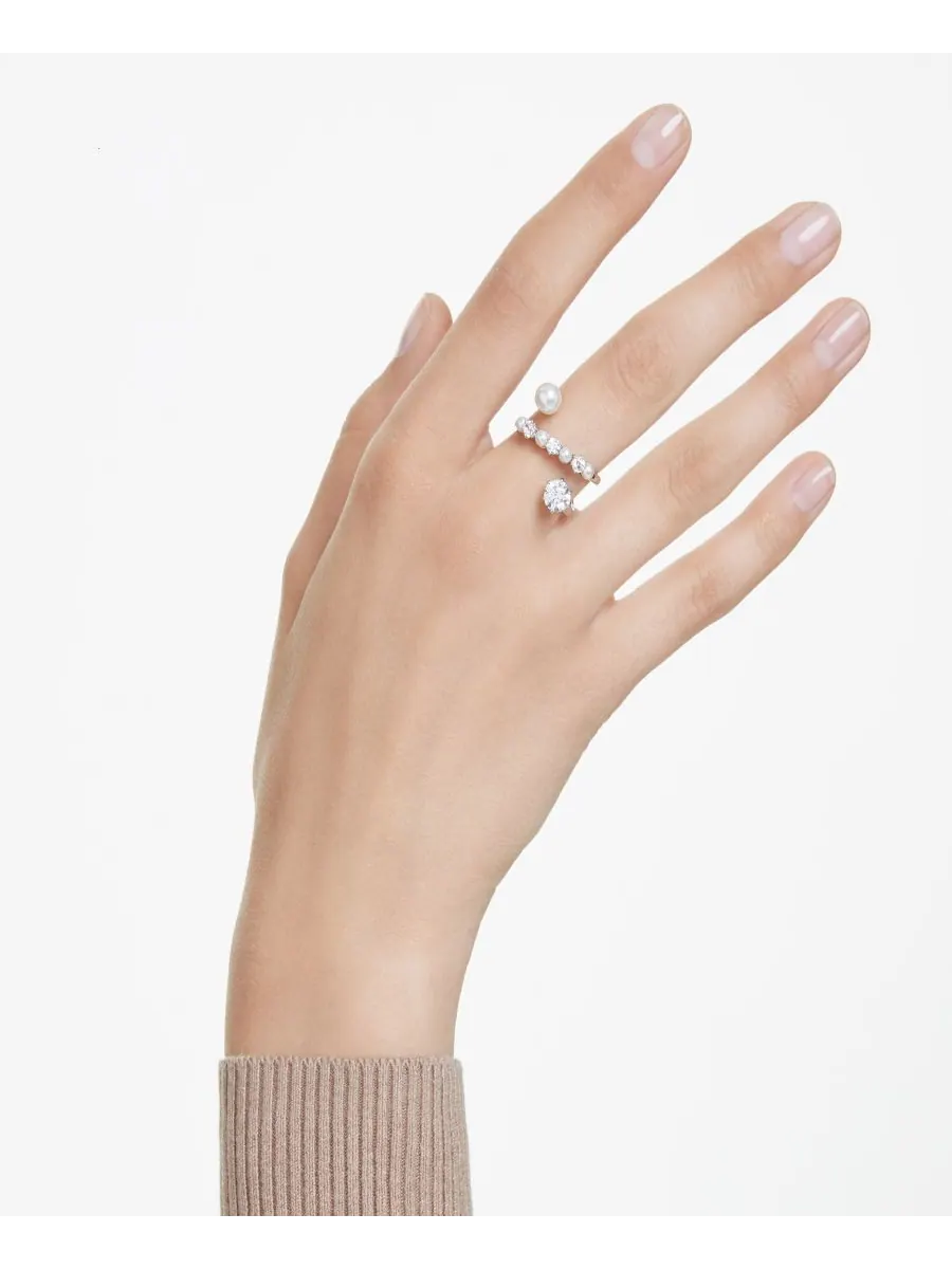 Эффектное кольцо с культивированным жемчужиной круглой огранки Swarovski — изображение 5 из 7, оттенок серебряный