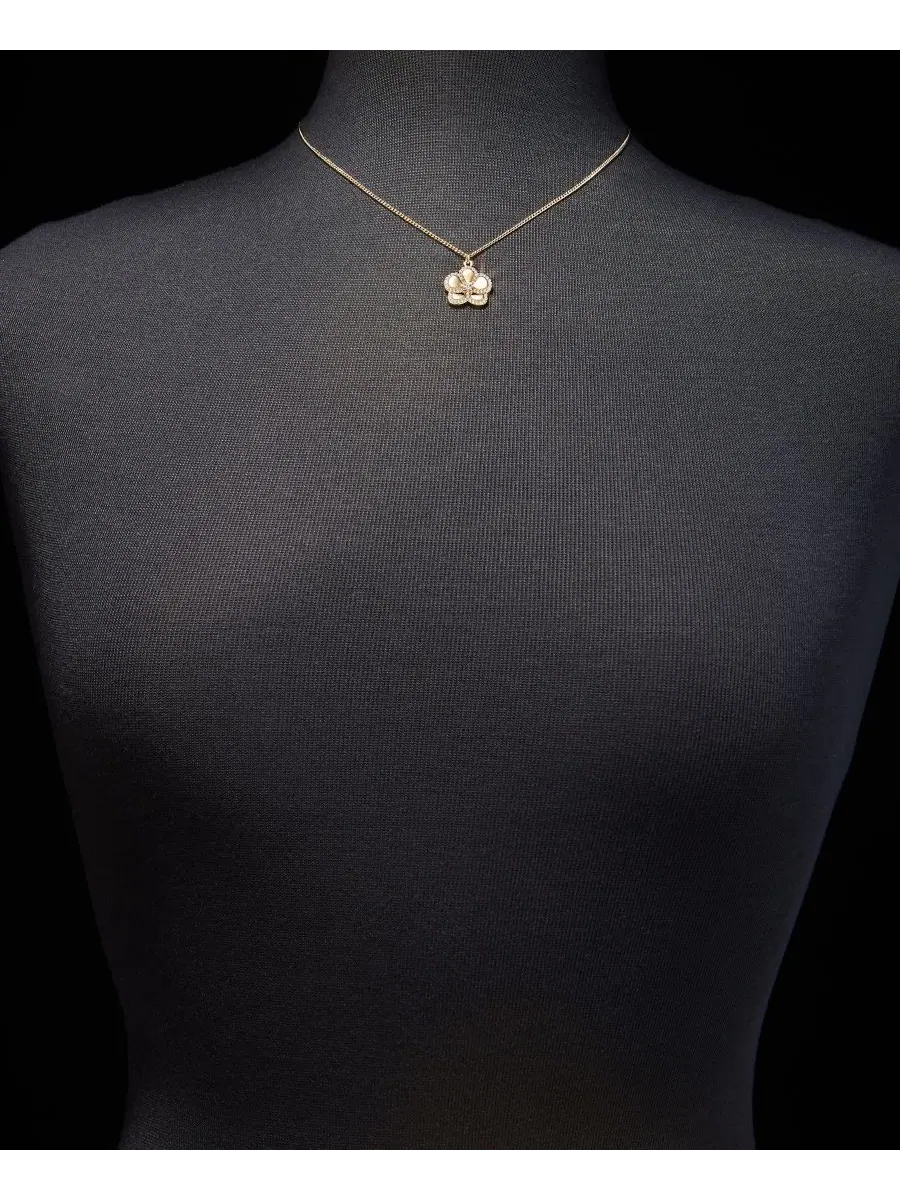 Подвеска-орхидея с кристаллами, модель Pavé Orchid KARL LAGERFELD PARIS — изображение 5 из 5, оттенок белый