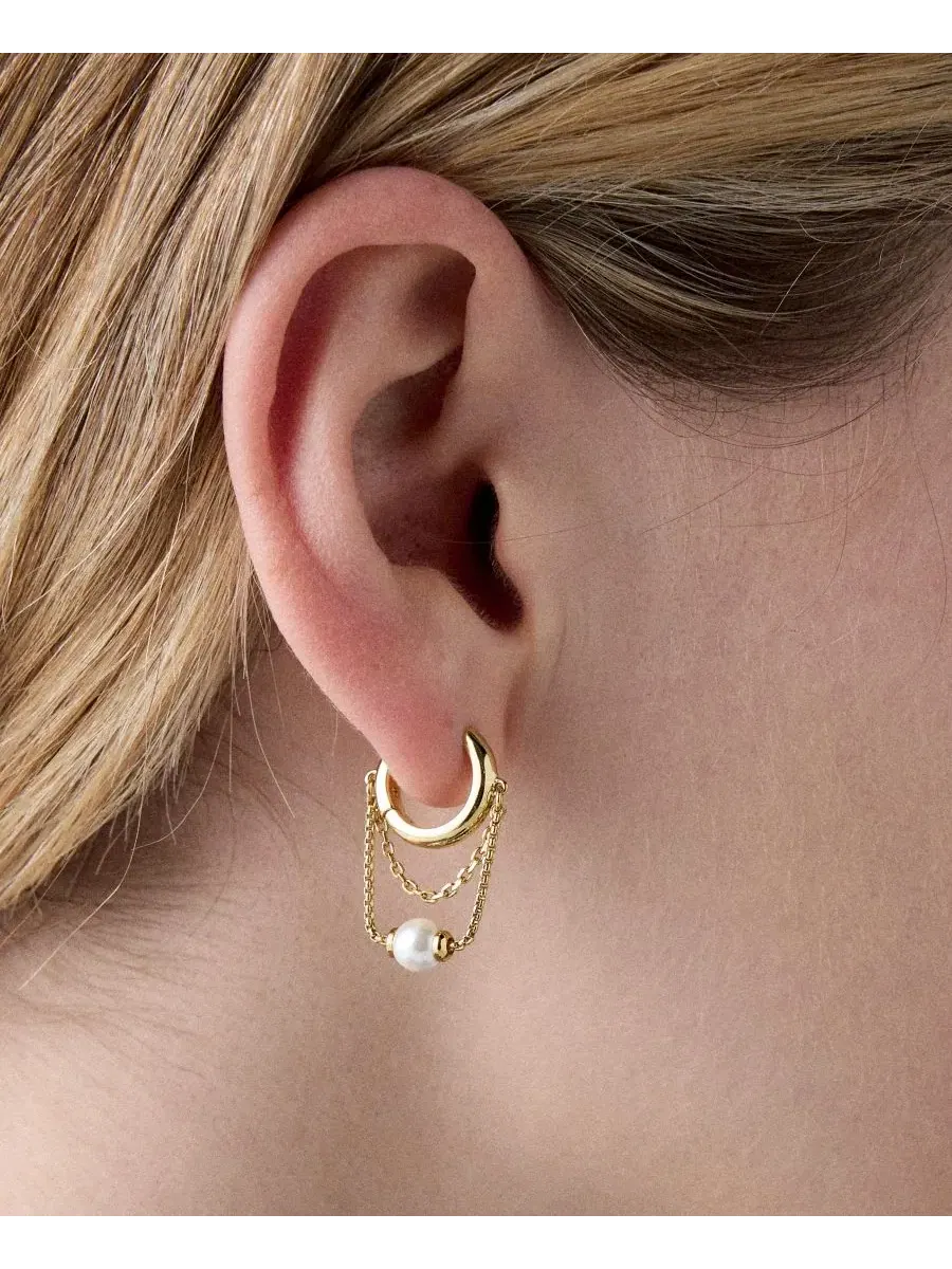 Серьги-пусеты с цепочкой и жемчугом Kate Spade New York — изображение 4 из 4, оттенок бежевый