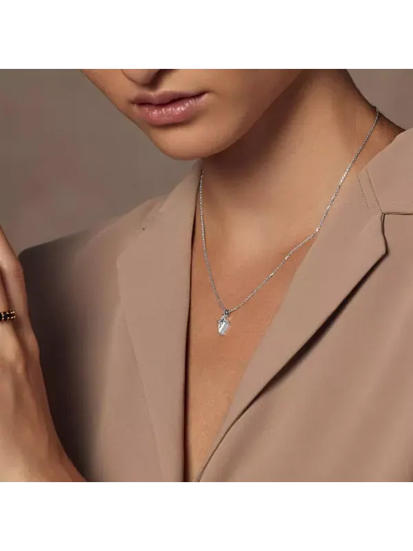 Ожерелье с подвеской-солитером из стерлингового серебра Bearfruit Jewelry — изображение 2 из 3, оттенок серебряный