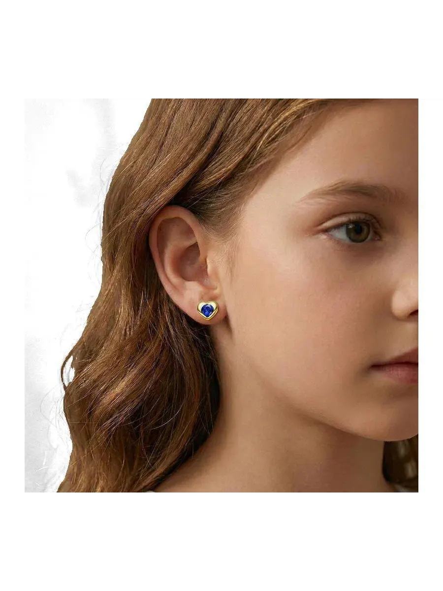 Серьги-гвоздики с сердцем из фианита, модель Brilliant Colored Cubic Zirconia Dainty Heart Stud — изображение 2 из 5