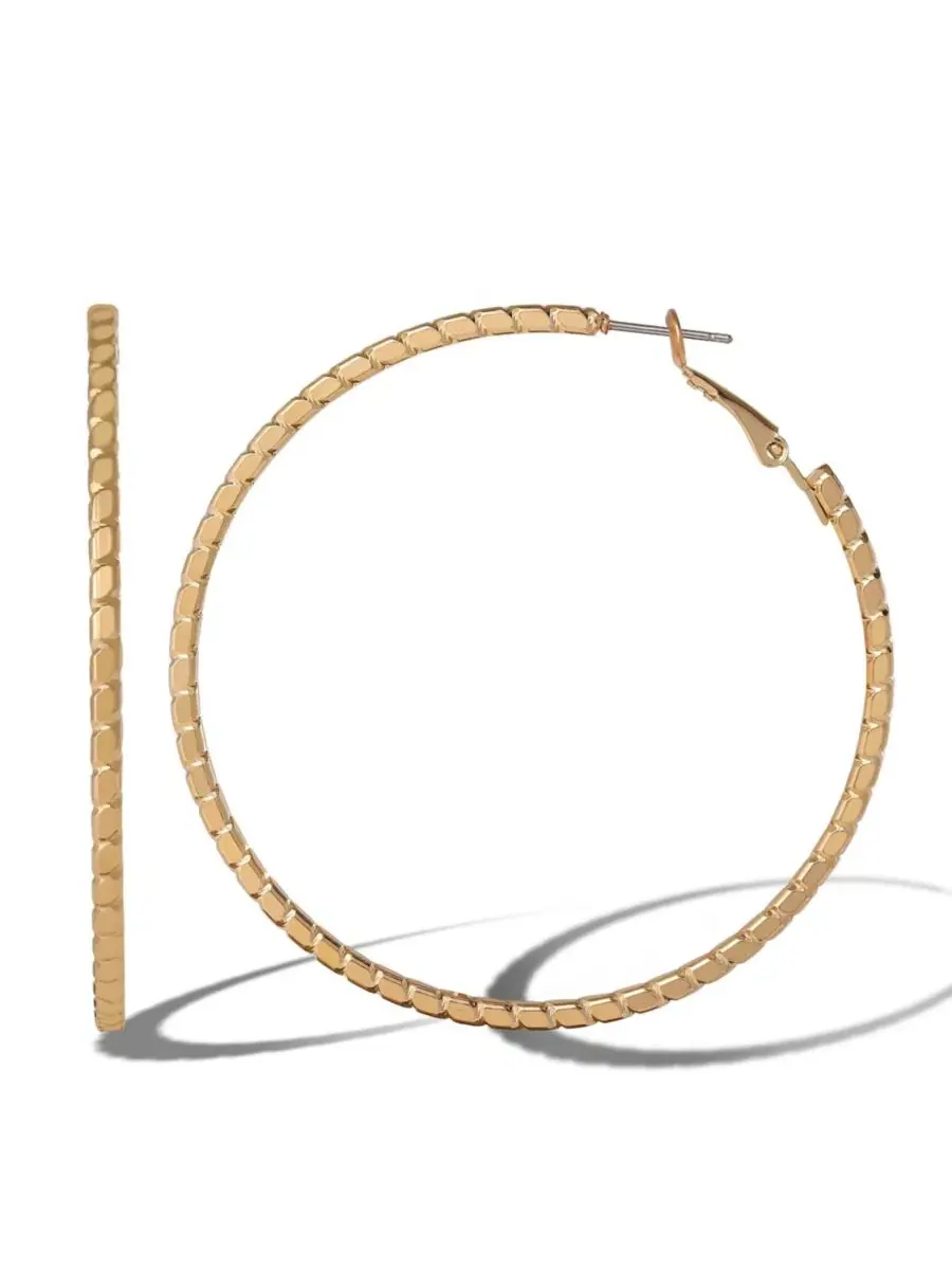 Серьги-кольца Omega с золотистым покрытием Jessica Simpson — изображение 4 из 6, оттенок золото