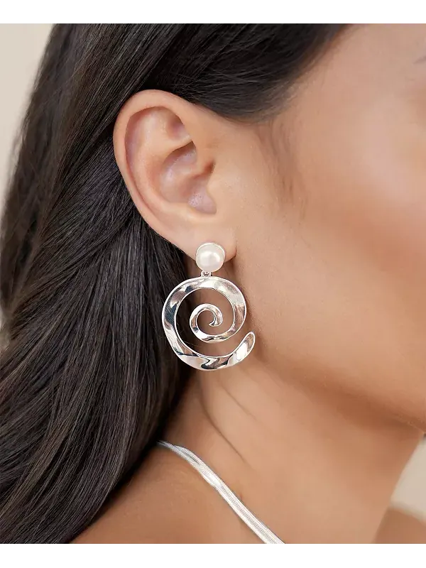 Серьги-Подвески из перламутра Aura Swirl Ettika — изображение 3 из 3, оттенок серебряный