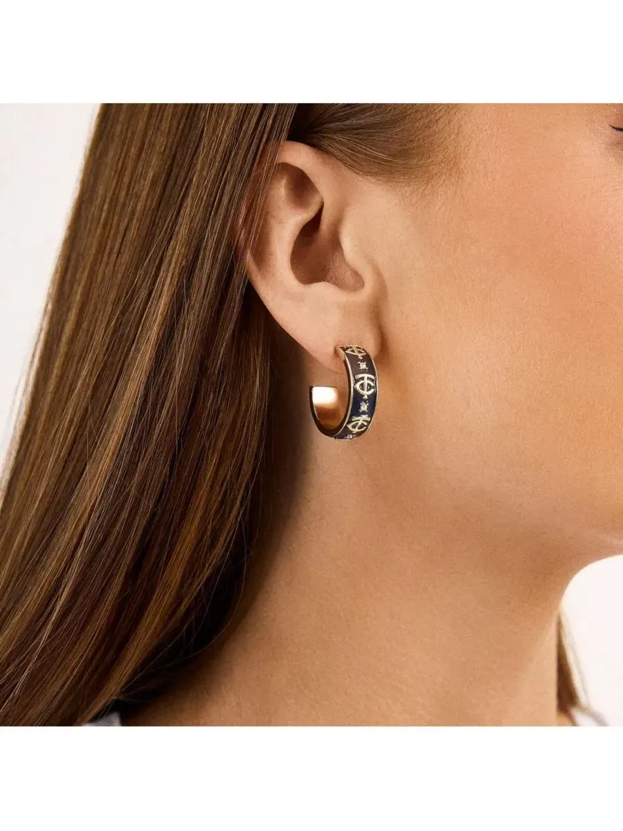 Серьги-кольца BaubleBar Minnesota Twins с эмалью Wear By Erin Andrews — изображение 2 из 2, оттенок золотистый темно-синий