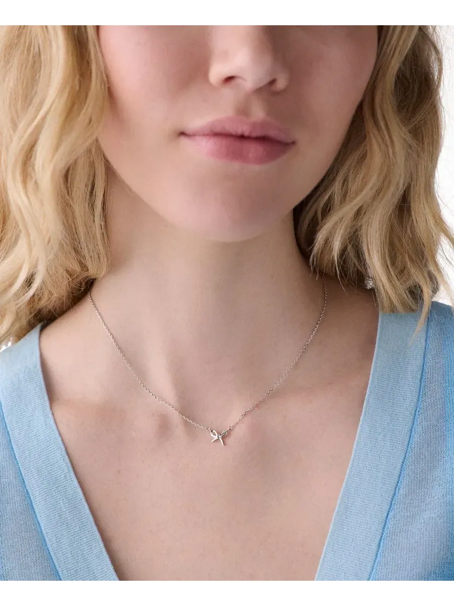 Кулон-подвеска с бантом Girlie Pearlie Cubic Zirconia Mini Bow Pendant kate spade new york — изображение 3 из 3