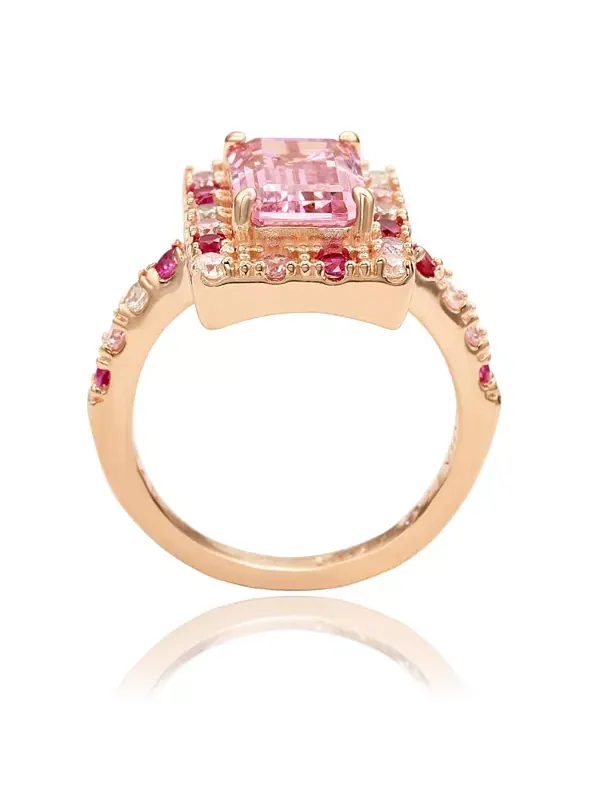 Кольцо Suzy Levian Rose из стерлингового серебра с изумрудной огранкой и розовыми кубическими — изображение 2 из 3