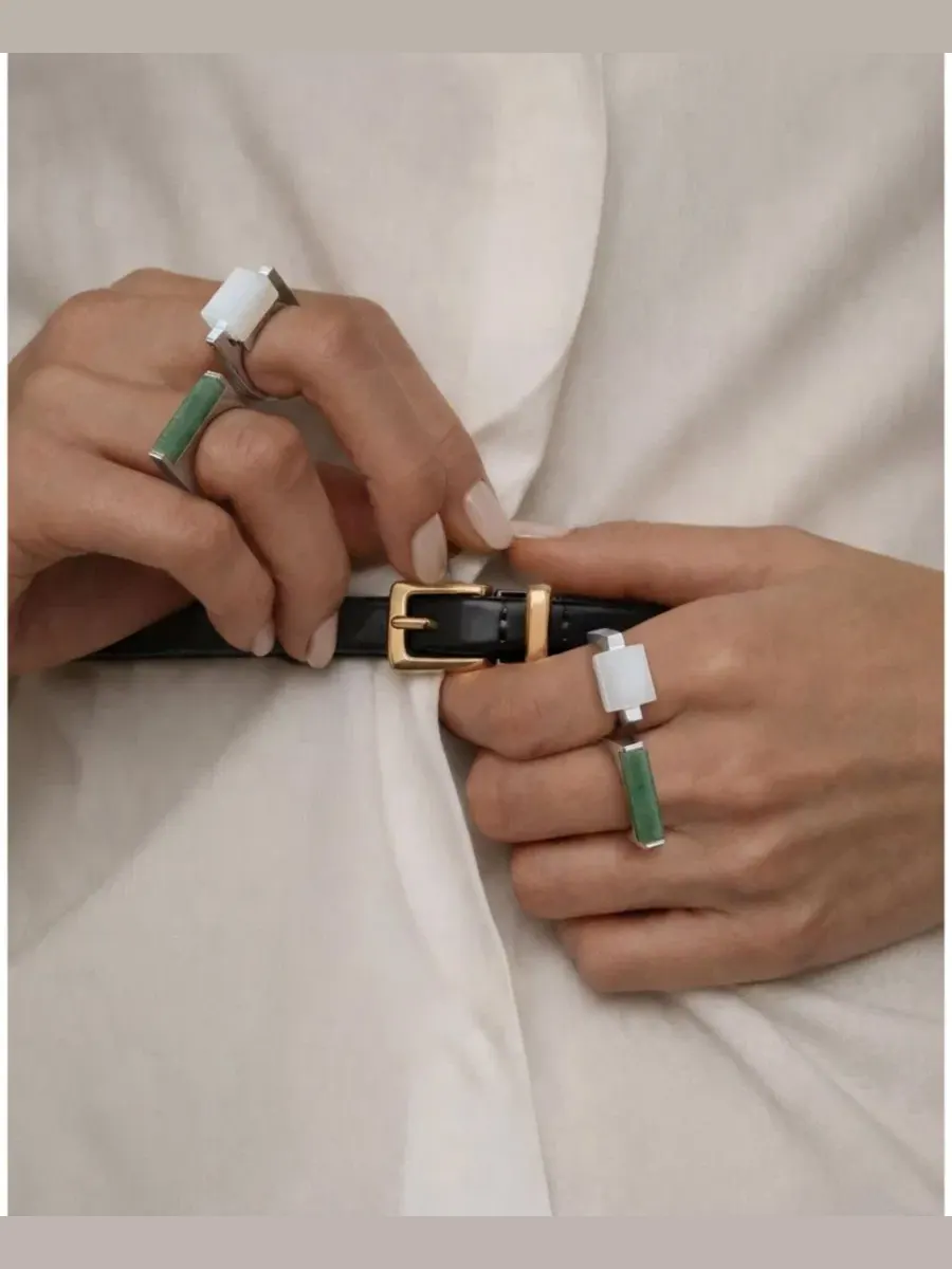 Кольцо с белым мрамором и платиновым покрытием, Year of the Horse - Jade Stone Saddle Ring seree — изображение 4 из 4