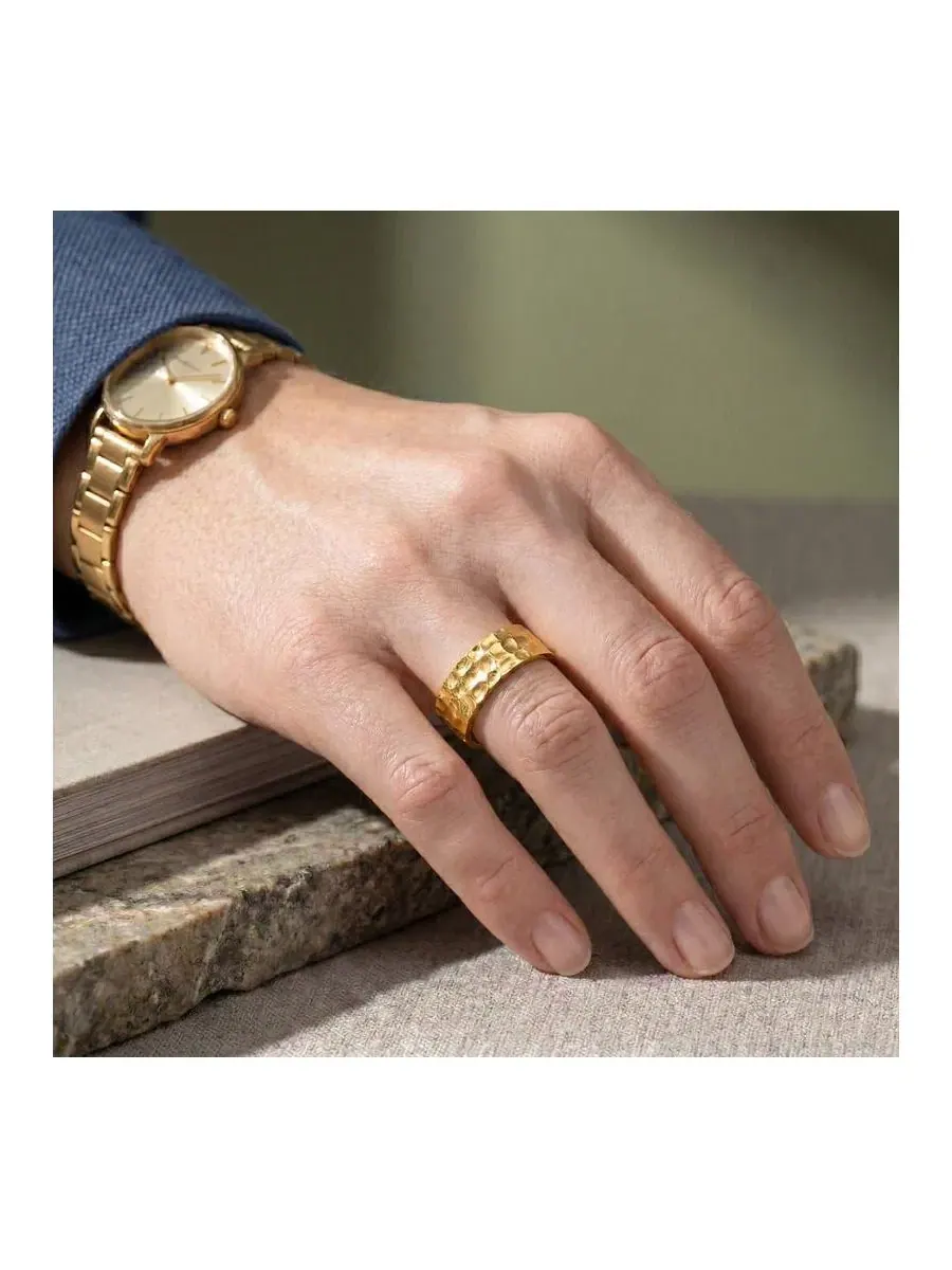 Кольцо с молоточковой текстурой 14K Gold Plated Rachel Glauber — изображение 4 из 5, оттенок золото