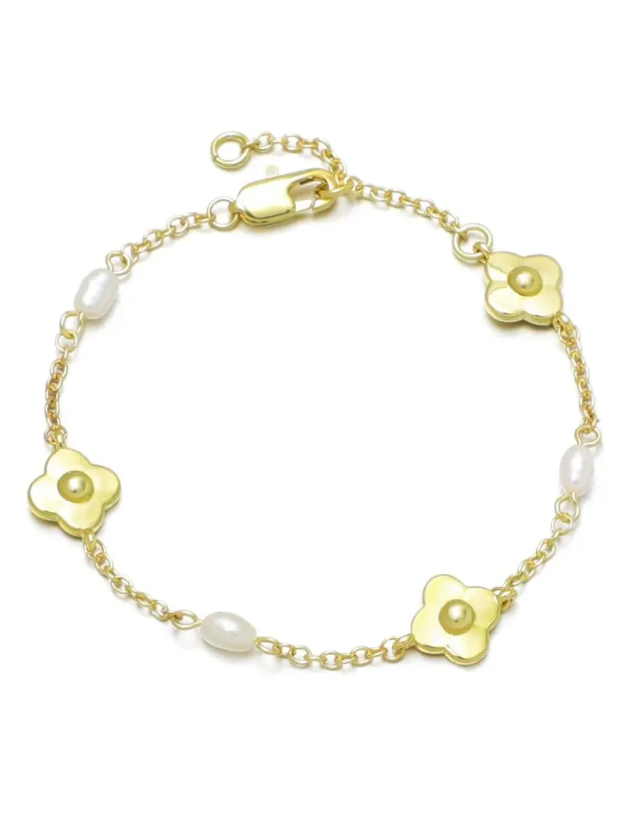 Браслет с жемчугом и цветочным акцентом, 14K золотое покрытие, модель Flower ADORNIA — изображение 1 из 3