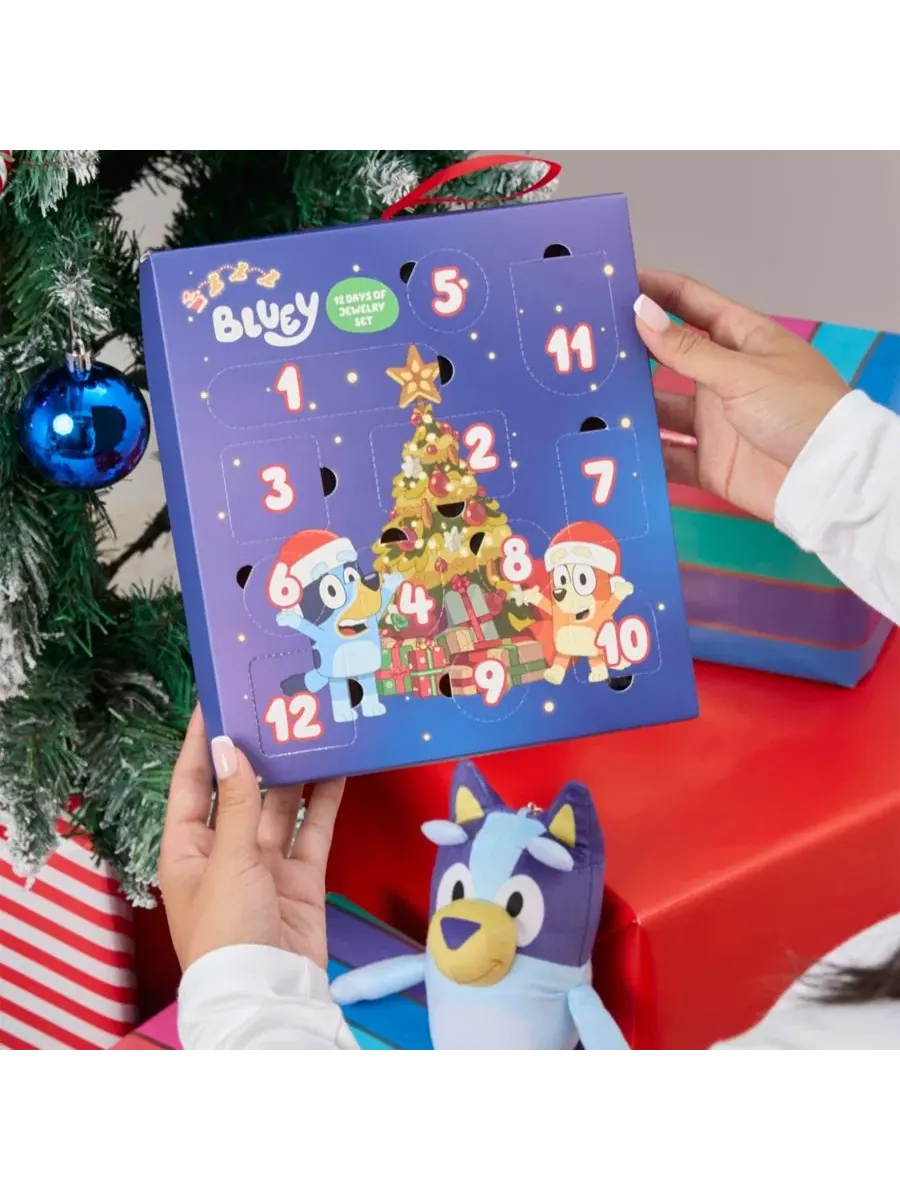 Адвент-набор с подвесками: цепочка и браслет со сменными подвесками Bluey — изображение 2 из 7, оттенок мульти