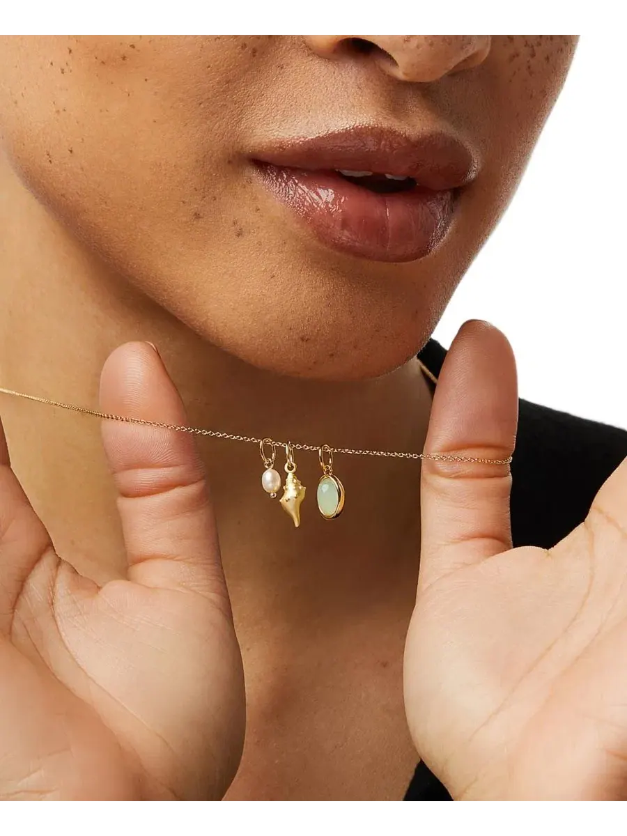 Золотое ожерелье с подвесками-ракушками Ocean Ana Luisa — изображение 3 из 3