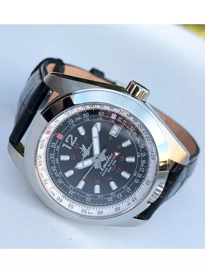 Женские часы Amelia Swiss GMT с черным кожаным ремешком, 40 мм Abingdon Co. — изображение 7 из 8, оттенок черный