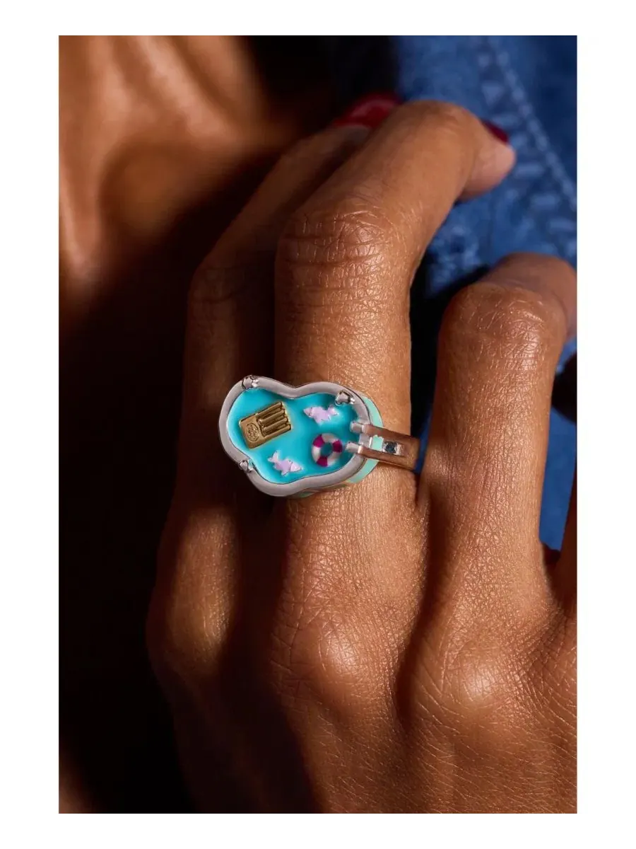 Кольцо Polly Pocket Limited Edition для вечеринки у бассейна Alex And Ani — изображение 3 из 3, оттенок нет цвета