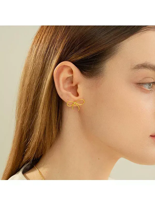 Серьги-Гвоздики Colette Chic из стерлингового серебра с позолотой 18 карат Bearfruit Jewelry — изображение 2 из 4