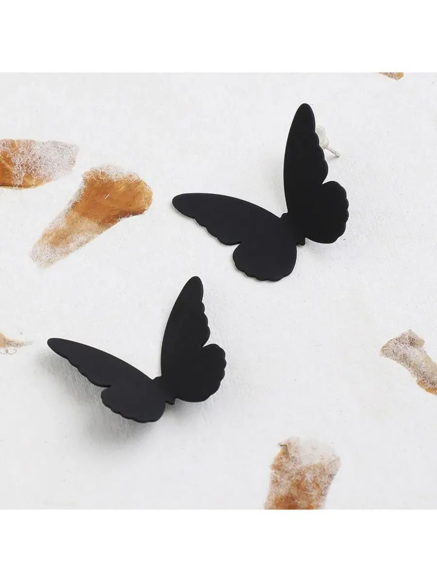 Серьги-гвоздики с бабочкой, Minimal Butterfly SOHI — изображение 2 из 3, оттенок черный