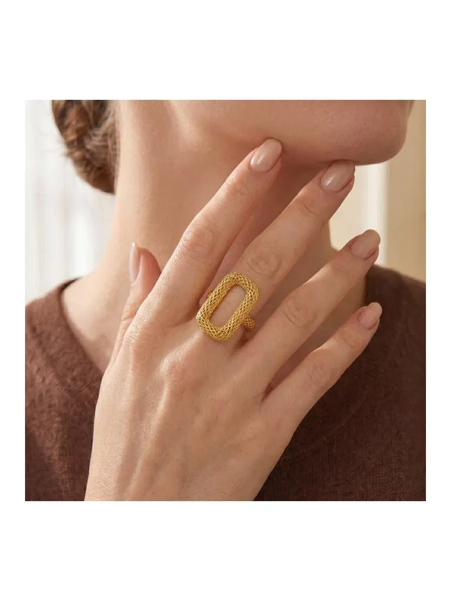Кольцо с плетеным узором 14K Gold Plated Mesh Open Work Rachel Glauber — изображение 4 из 6, оттенок золото