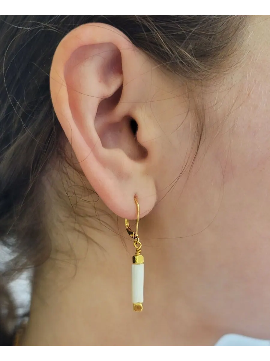 Серьги Садаф MINU Jewels — изображение 2 из 2, оттенок белый/золотистый