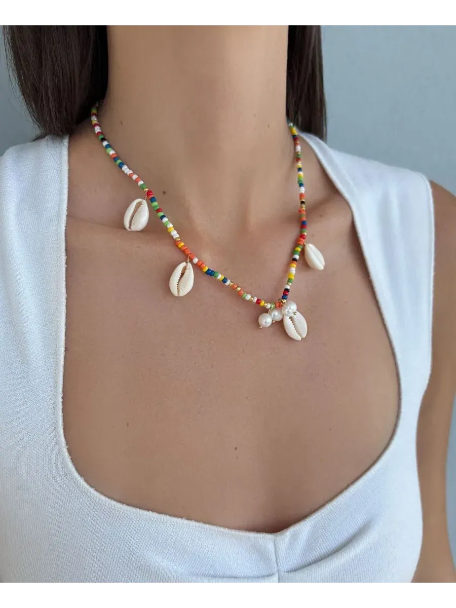 Ожерелье с жемчугом и ракушкой, модель Freshwater Pearl Color Bead Shell ADORNIA — изображение 2 из 3, оттенок мульти