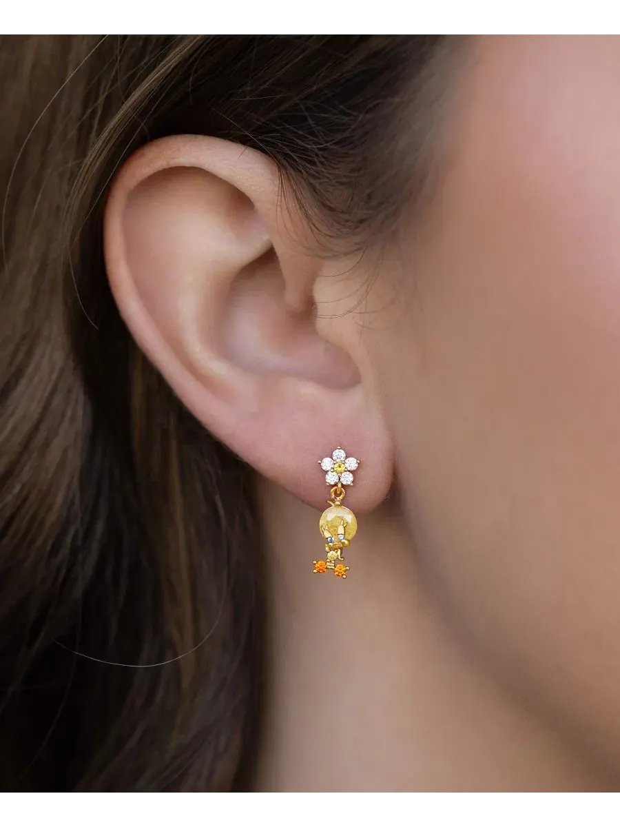 Серьги-пусеты с подвеской Tweety, с кристаллами Girls Crew — изображение 3 из 3, оттенок золото