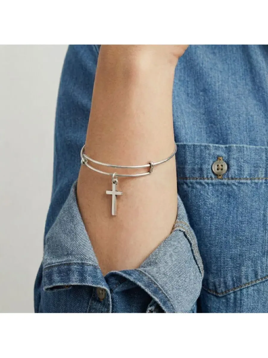 Браслет с подвеской в виде креста Alex And Ani — изображение 3 из 3, оттенок нет цвета