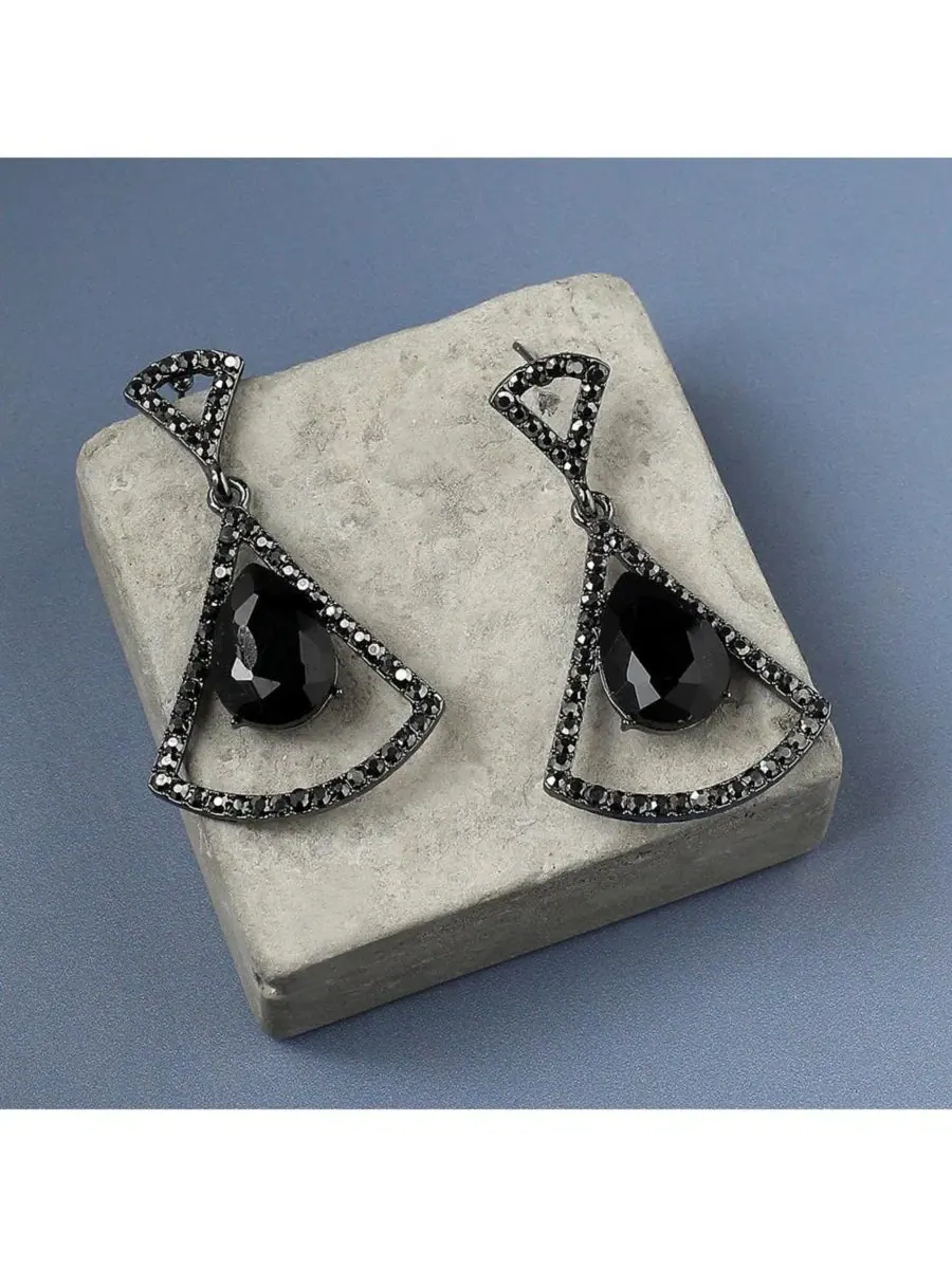 Серьги-подвески Stone Bow Drop SOHI — изображение 4 из 5, оттенок черный