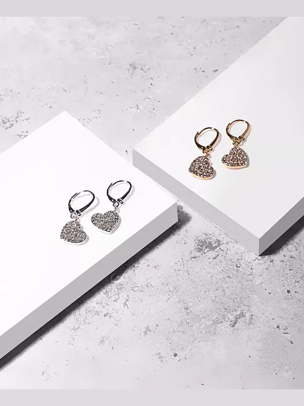 Серьги-Подвески с кристаллами в форме сердца Dkny — изображение 3 из 4, оттенок серебряный