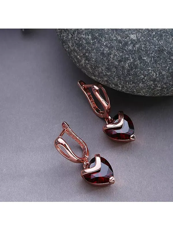 Серьги-Кольца с кристальным сердцем Sohi — изображение 2 из 4, оттенок красный