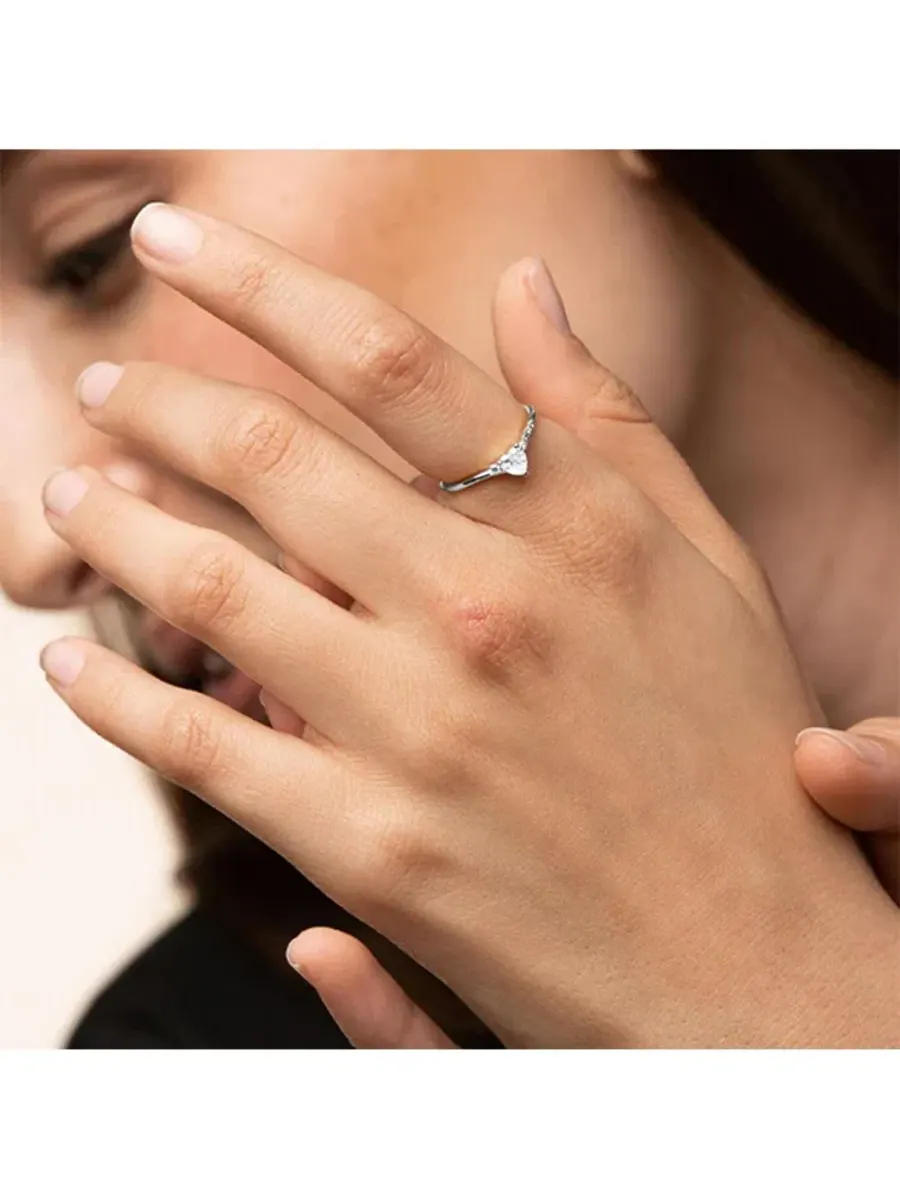 Кольцо Bella Heart с сердцем, 14k золотое покрытие Bearfruit Jewelry — изображение 2 из 3, оттенок серебряный