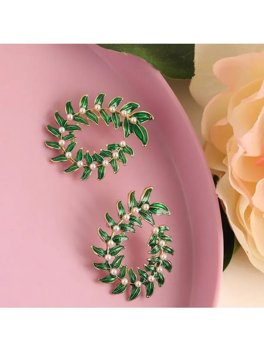 Серьги-подвески с венком Green Wreath SOHI — изображение 2 из 3, оттенок зеленый