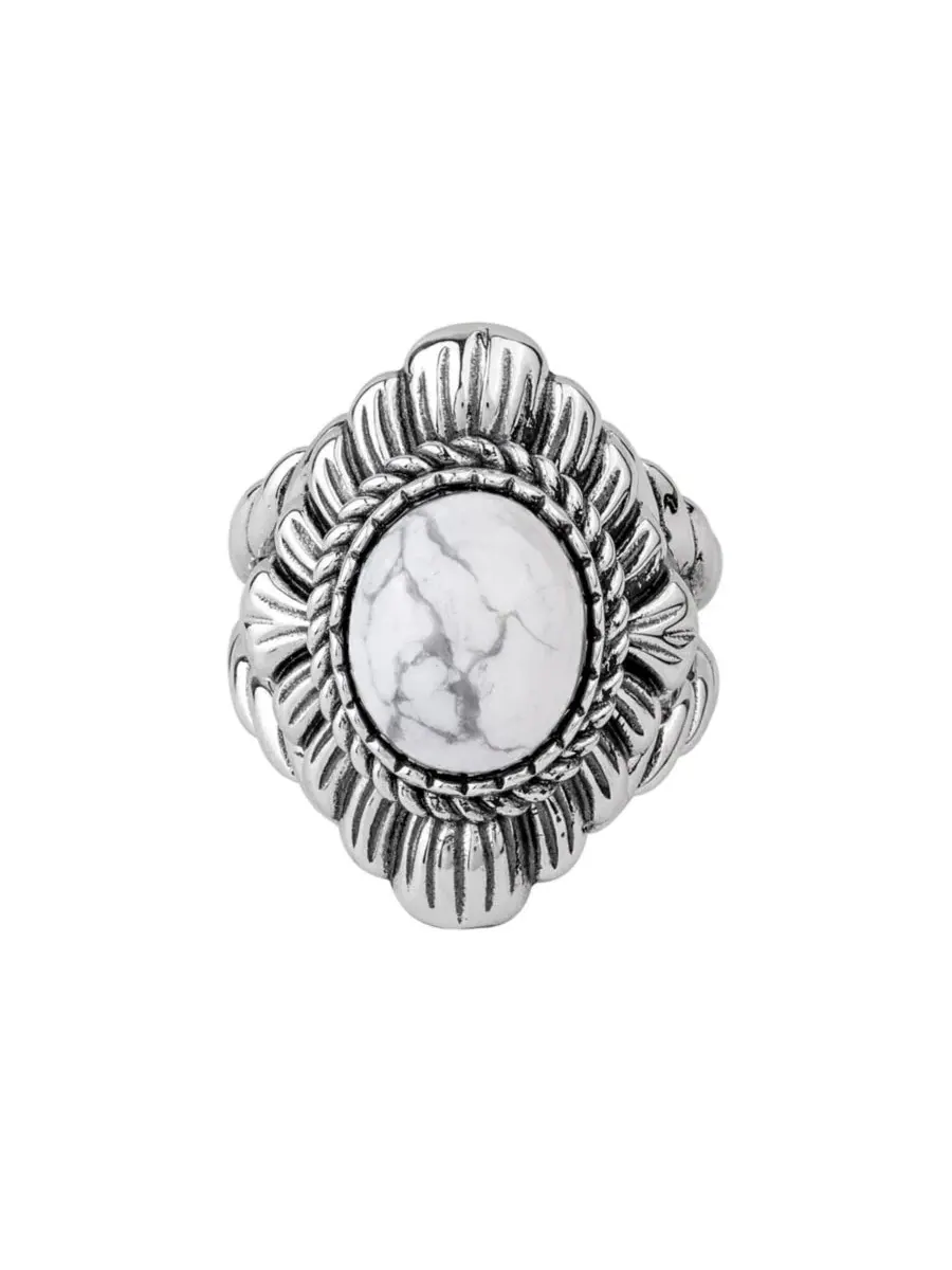 Кольцо из стерлингового серебра с овальным кабошоном White Howlite, Rope Scallop Design — изображение 1 из 7, оттенок белый