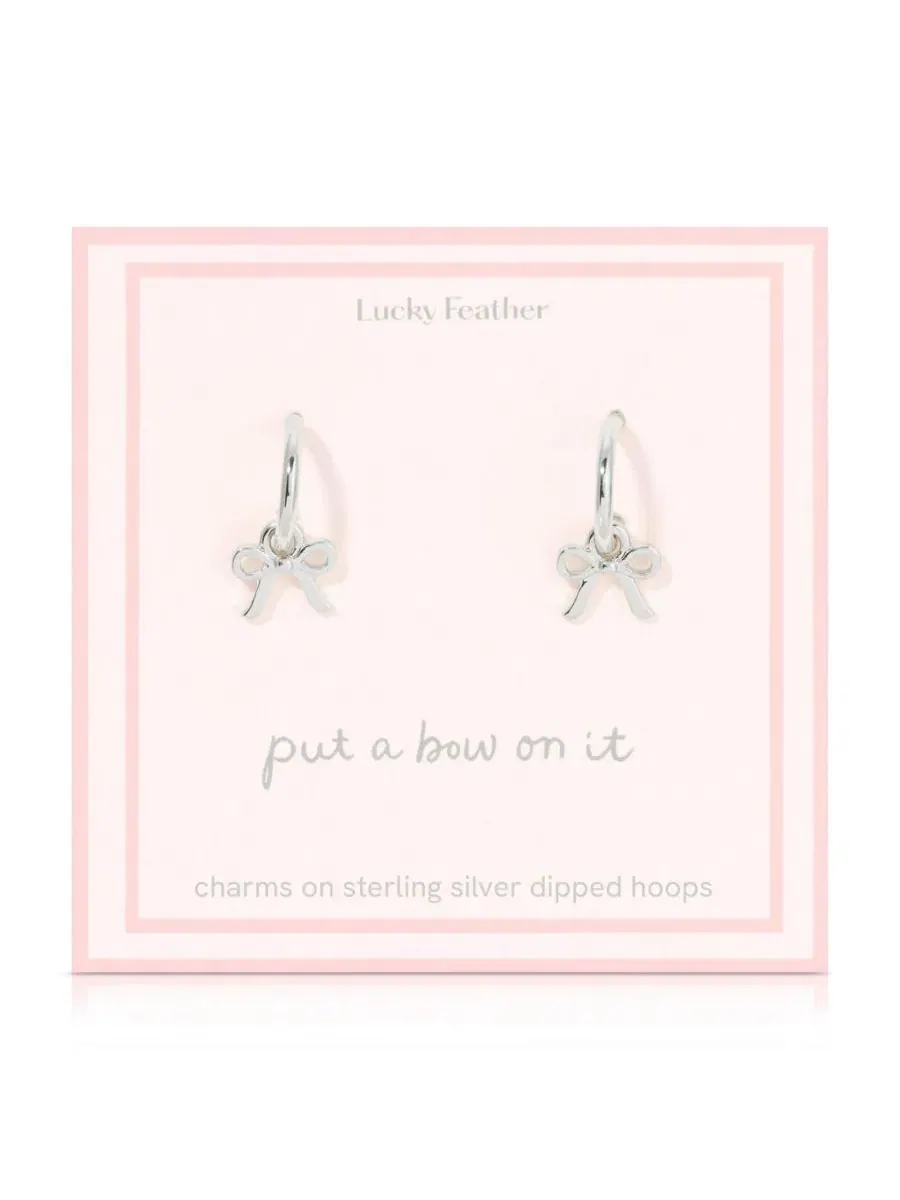 Серьги-кольца с подвесками-бантиками Beautiful Bows LUCKY FEATHER — изображение 2 из 2, оттенок нет цвета