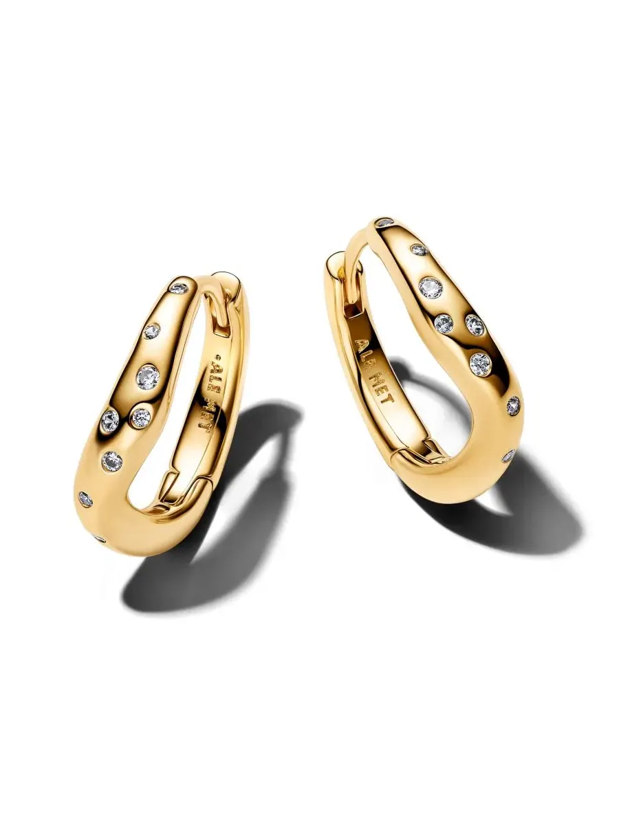 Серьги-кольца с камнями Stone-Set Hoop Pandora — изображение 1 из 3, оттенок золотистый