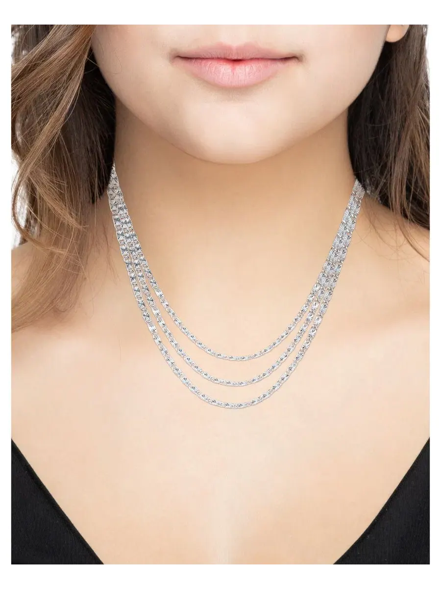 Ожерелье с тройным слоем цепей, модель Triple Strand Diamond Cut Chain And Now This — изображение 2 из 3, оттенок серебристый