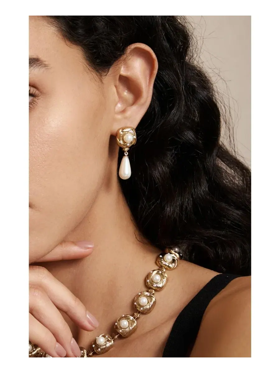 Серьги-капли с жемчугом, модель Canary Earrings RETRO CHIC — изображение 3 из 4, оттенок золото
