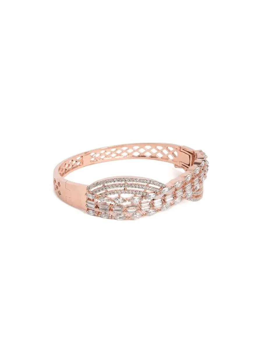 Браслет Bijou-Twist Bangle SOHI — изображение 4 из 6, оттенок серебряный